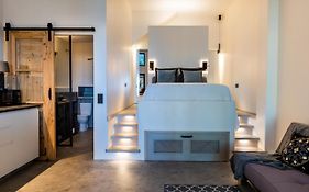 Papaya Lances Studios By FLORENTIA HOME SELECTION